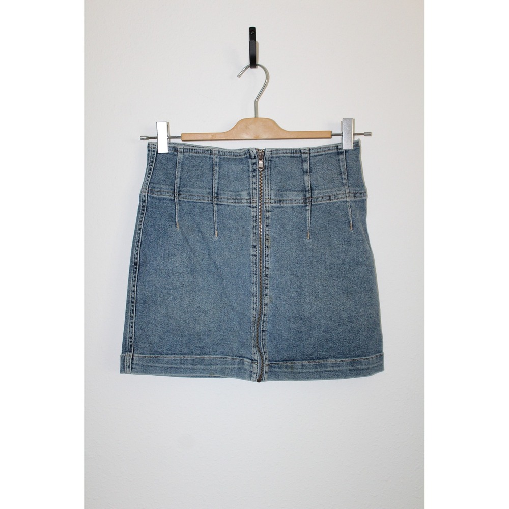 We The Free Free People Denim Mini Skirt Blue High Waisted Front Zip Size 27